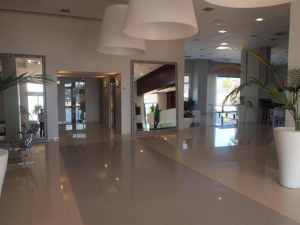 Hôtel Vacanza Sunbeach à Guardamar del Segura Extérieur photo